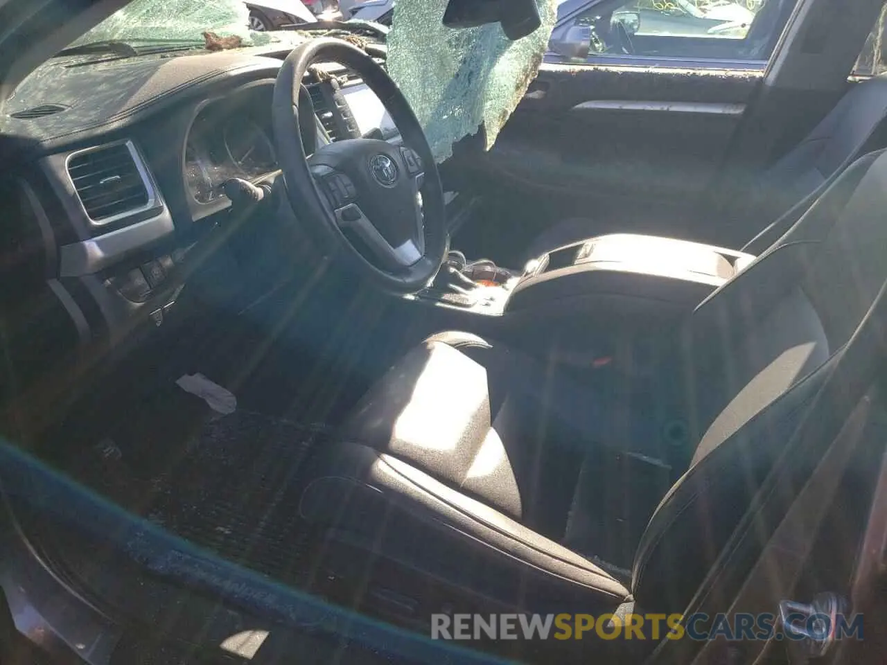 7 Фотография поврежденного автомобиля 5TDJZRFH6KS576526 TOYOTA HIGHLANDER 2019