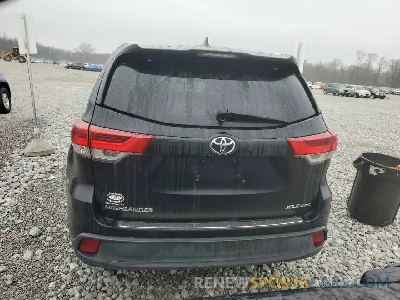 6 Photograph of a damaged car 5TDJZRFH6KS594556 TOYOTA HIGHLANDER 2019