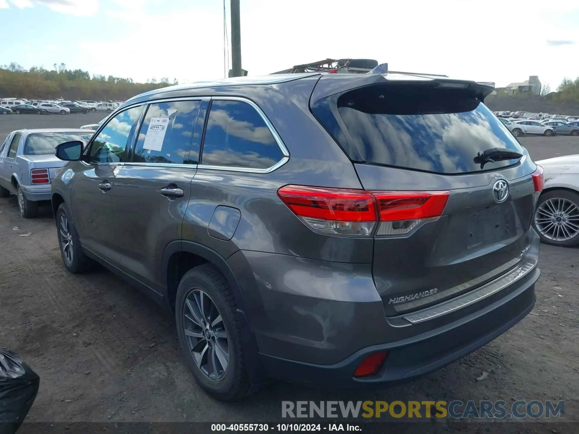 3 Photograph of a damaged car 5TDJZRFH6KS620850 TOYOTA HIGHLANDER 2019