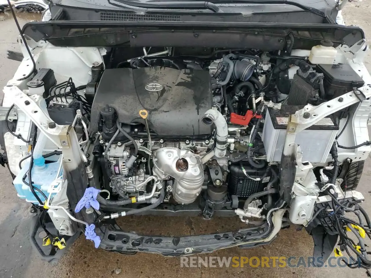 12 Photograph of a damaged car 5TDJZRFH7KS615625 TOYOTA HIGHLANDER 2019
