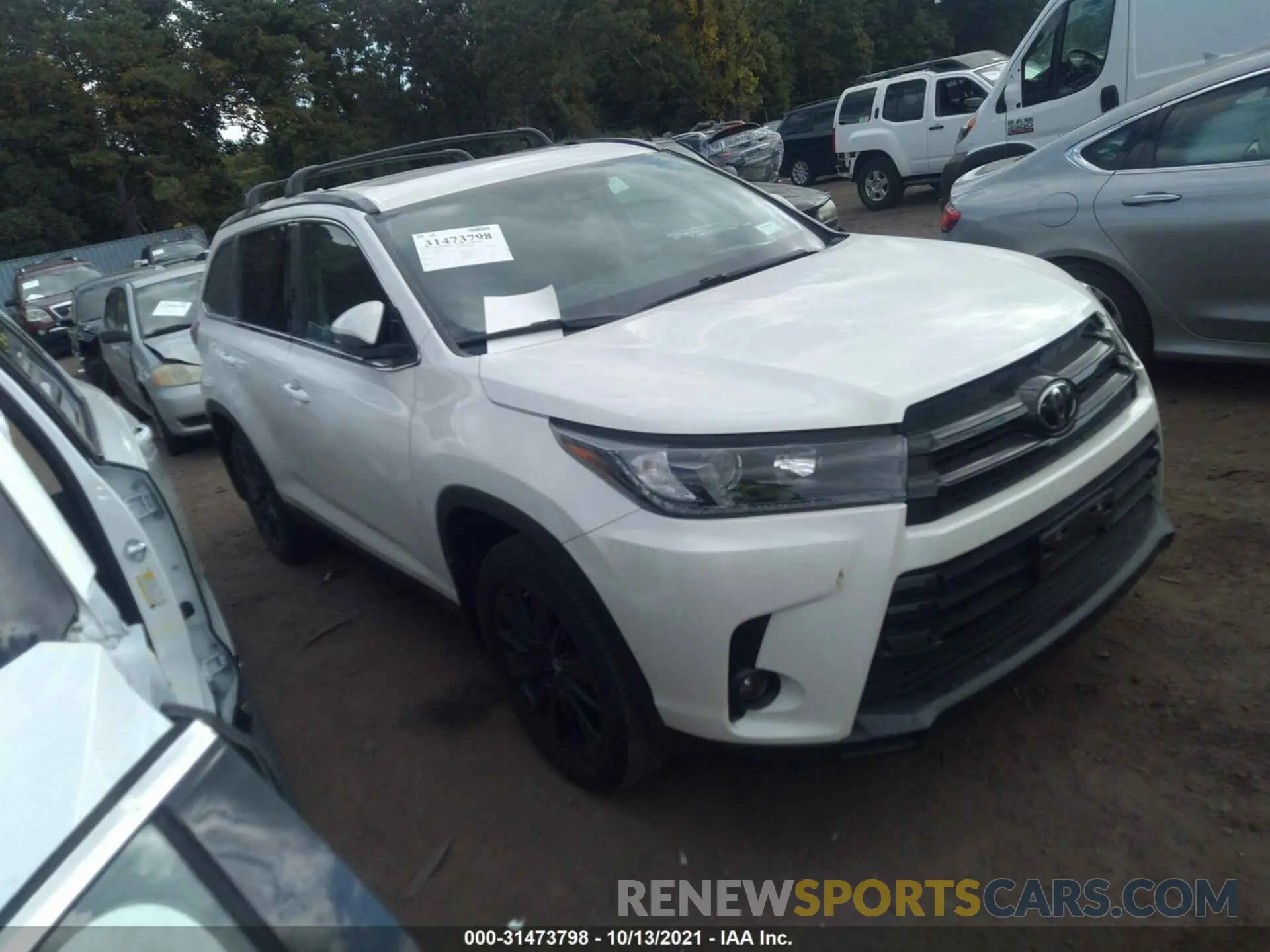 1 Фотография поврежденного автомобиля 5TDJZRFH8KS614323 TOYOTA HIGHLANDER 2019