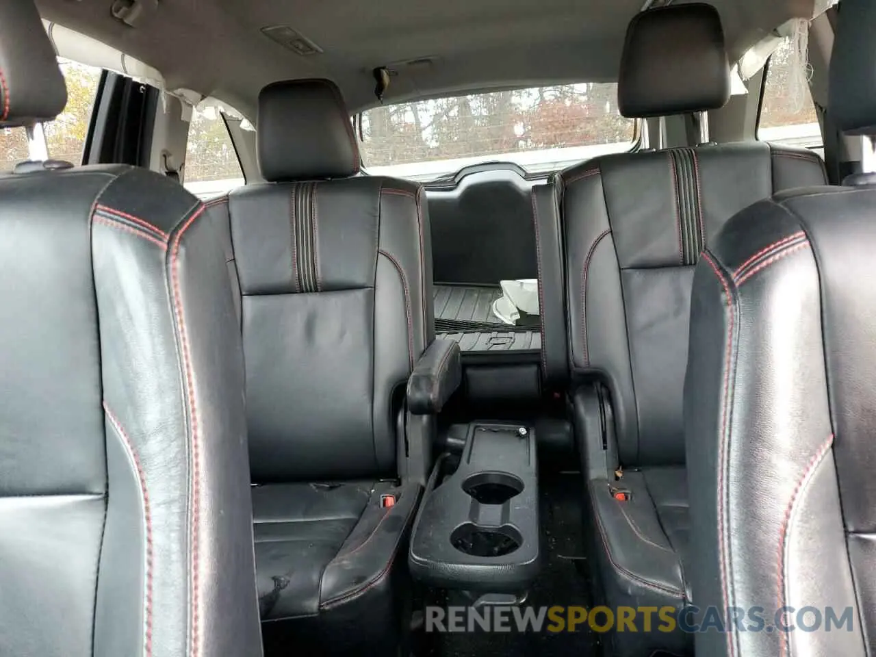 10 Фотография поврежденного автомобиля 5TDJZRFH8KS624673 TOYOTA HIGHLANDER 2019