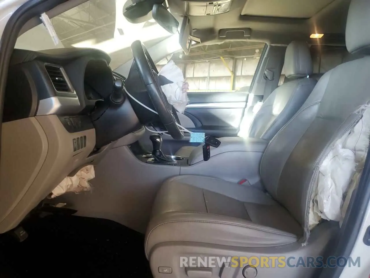 7 Фотография поврежденного автомобиля 5TDJZRFH8KS723817 TOYOTA HIGHLANDER 2019
