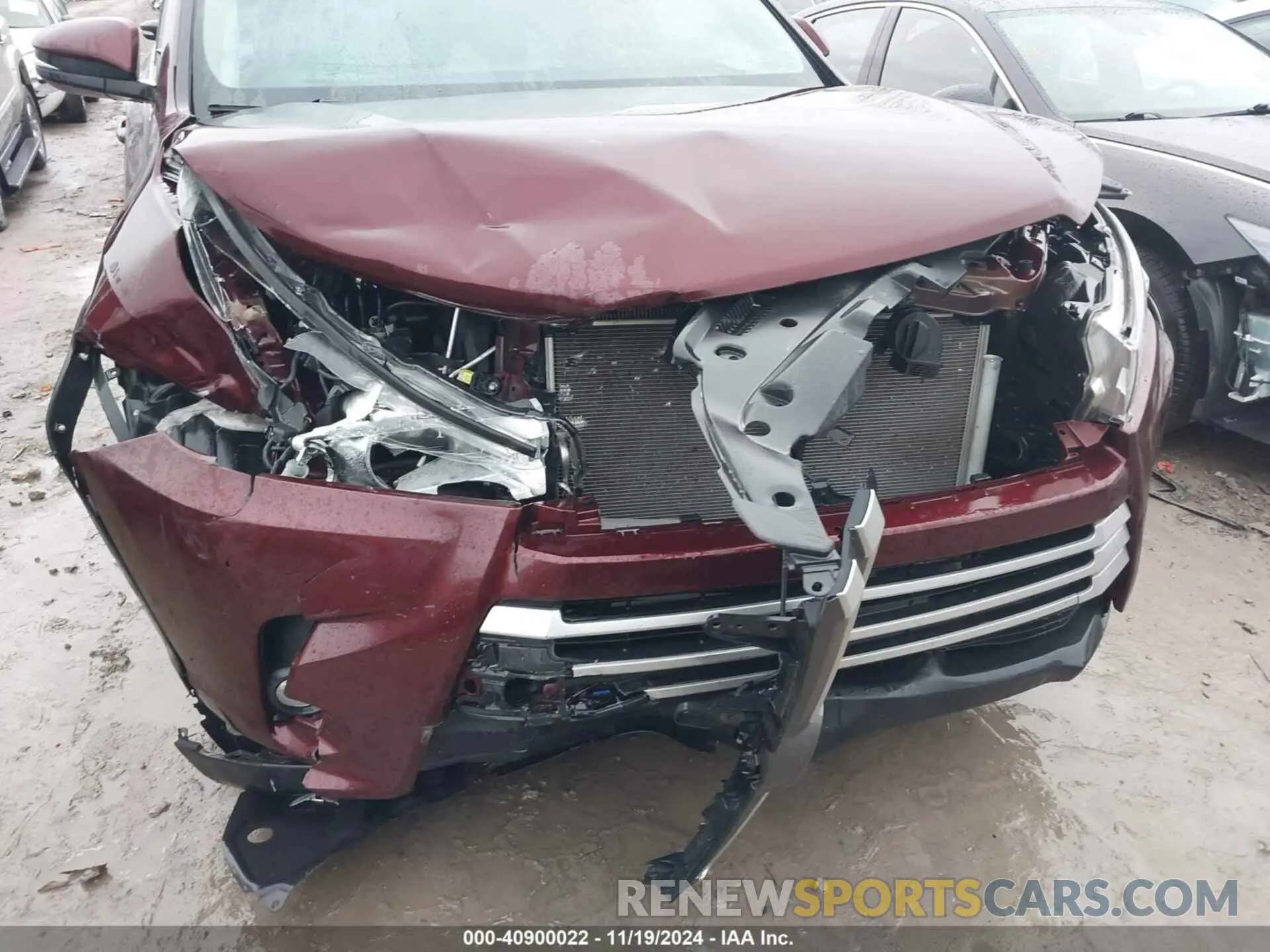 6 Photograph of a damaged car 5TDJZRFH8KS958539 TOYOTA HIGHLANDER 2019