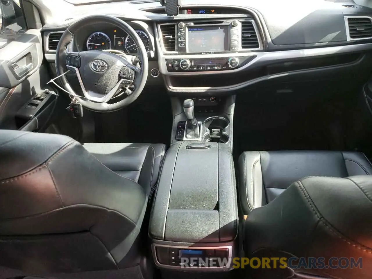 8 Фотография поврежденного автомобиля 5TDJZRFH9KS605582 TOYOTA HIGHLANDER 2019