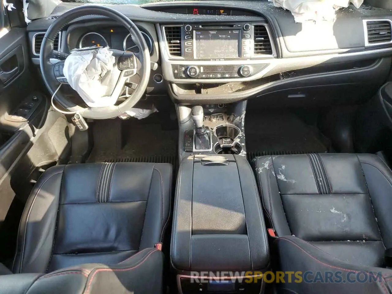 8 Фотография поврежденного автомобиля 5TDJZRFH9KS613925 TOYOTA HIGHLANDER 2019
