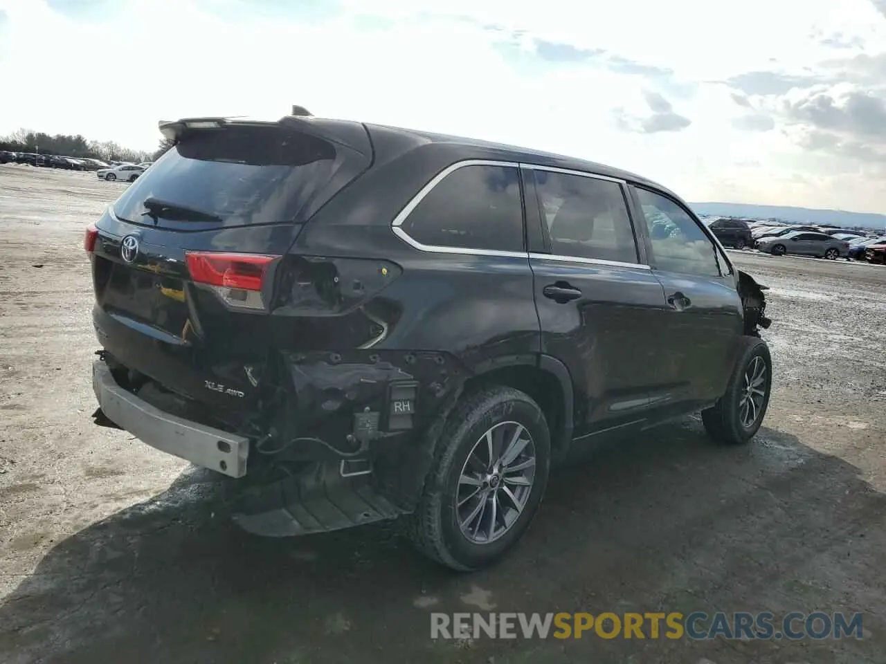 3 Фотография поврежденного автомобиля 5TDJZRFH9KS628277 TOYOTA HIGHLANDER 2019