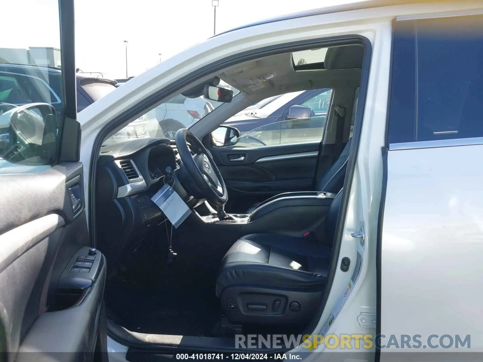 5 Фотография поврежденного автомобиля 5TDJZRFH9KS731473 TOYOTA HIGHLANDER 2019