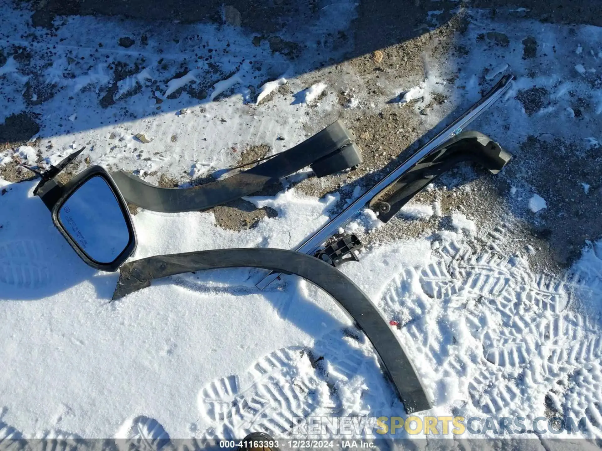 12 Photograph of a damaged car 5TDJZRFHXKS602092 TOYOTA HIGHLANDER 2019