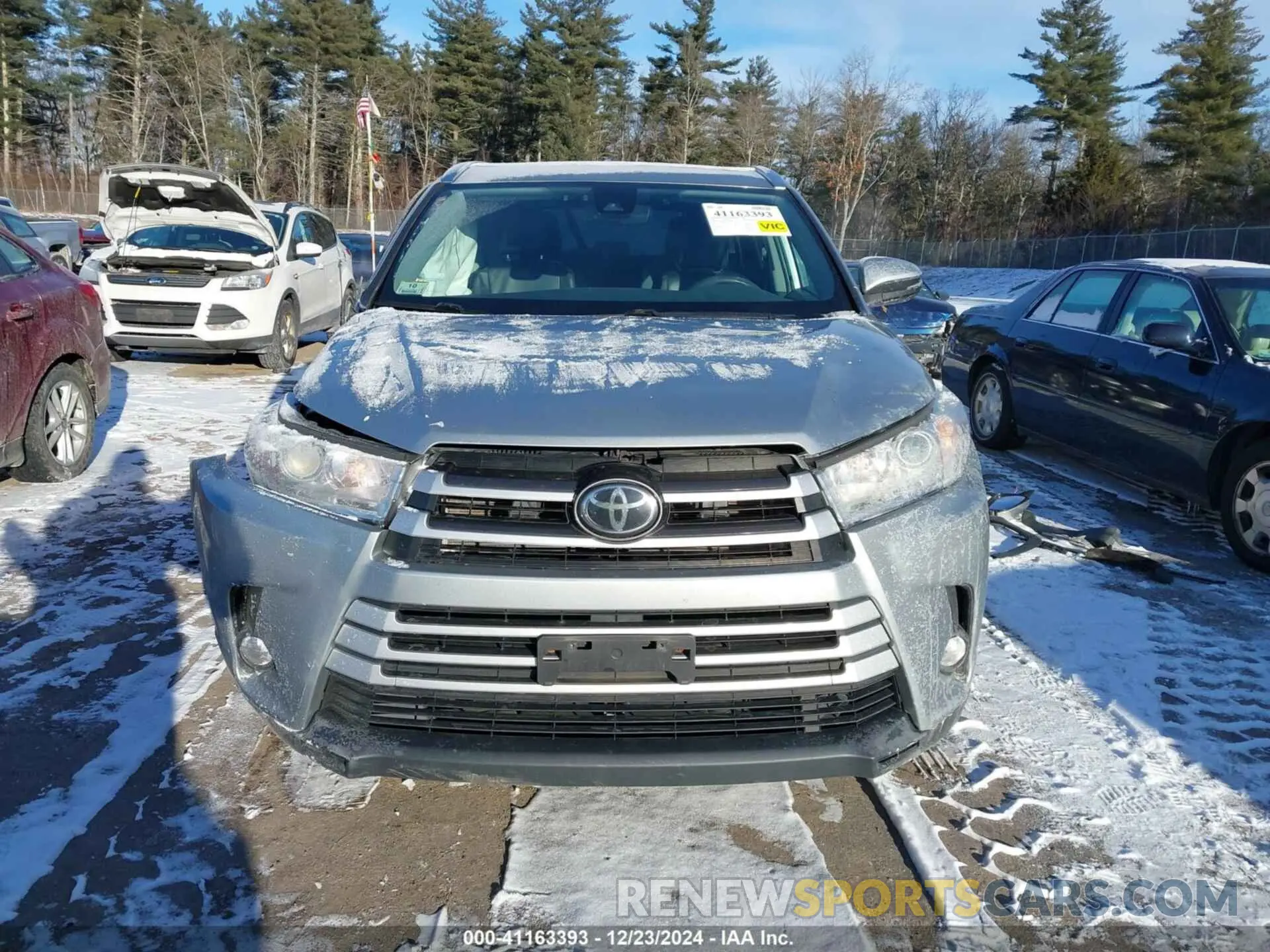 13 Photograph of a damaged car 5TDJZRFHXKS602092 TOYOTA HIGHLANDER 2019
