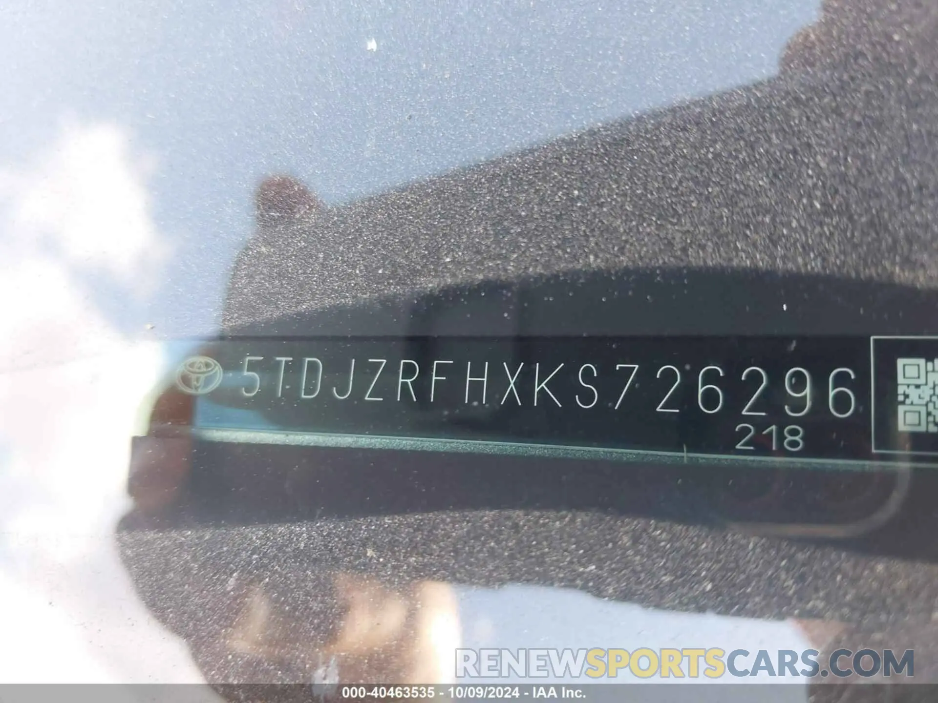9 Photograph of a damaged car 5TDJZRFHXKS726296 TOYOTA HIGHLANDER 2019