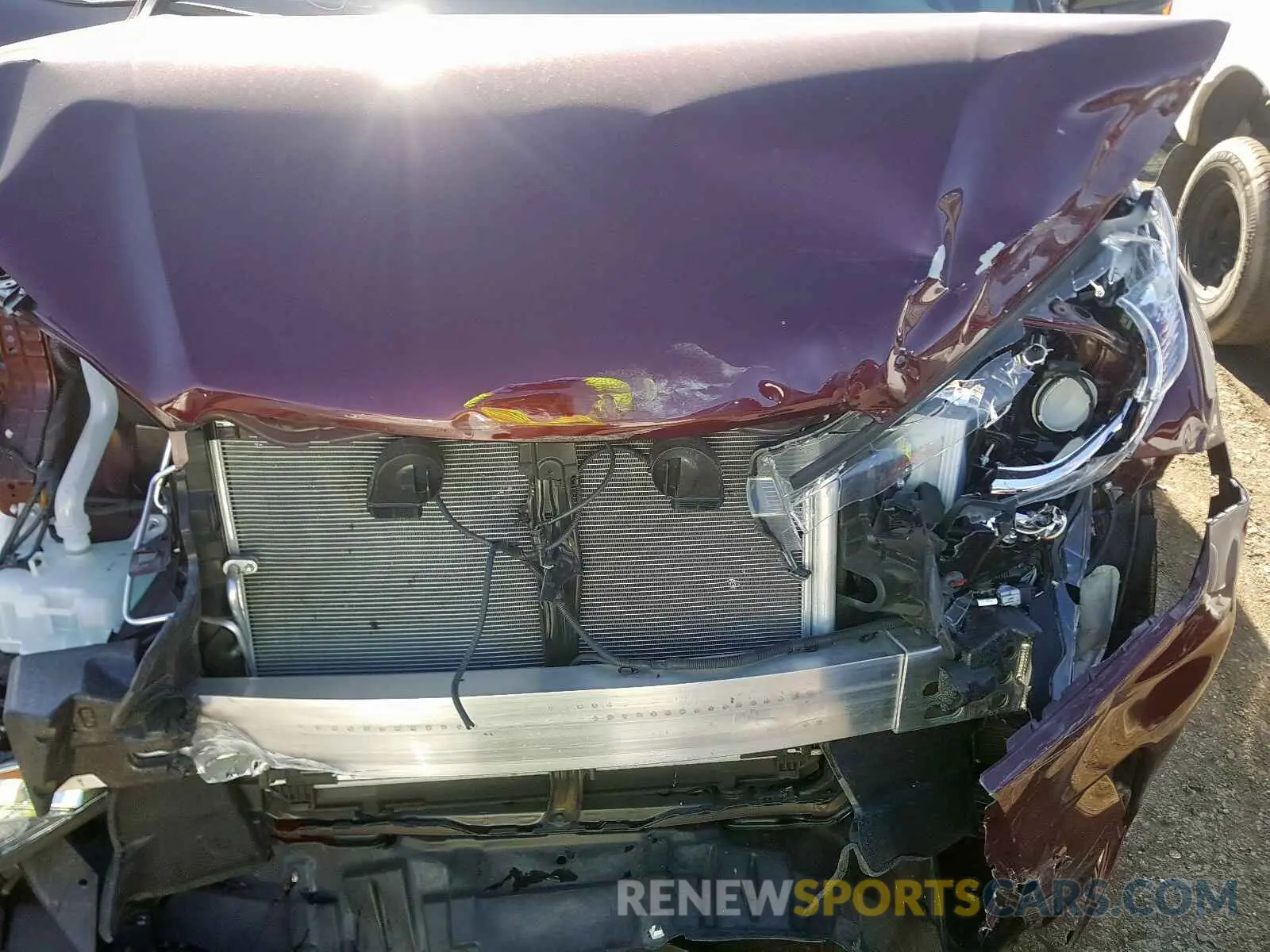 7 Photograph of a damaged car 5TDJZRFHXKS943136 TOYOTA HIGHLANDER 2019