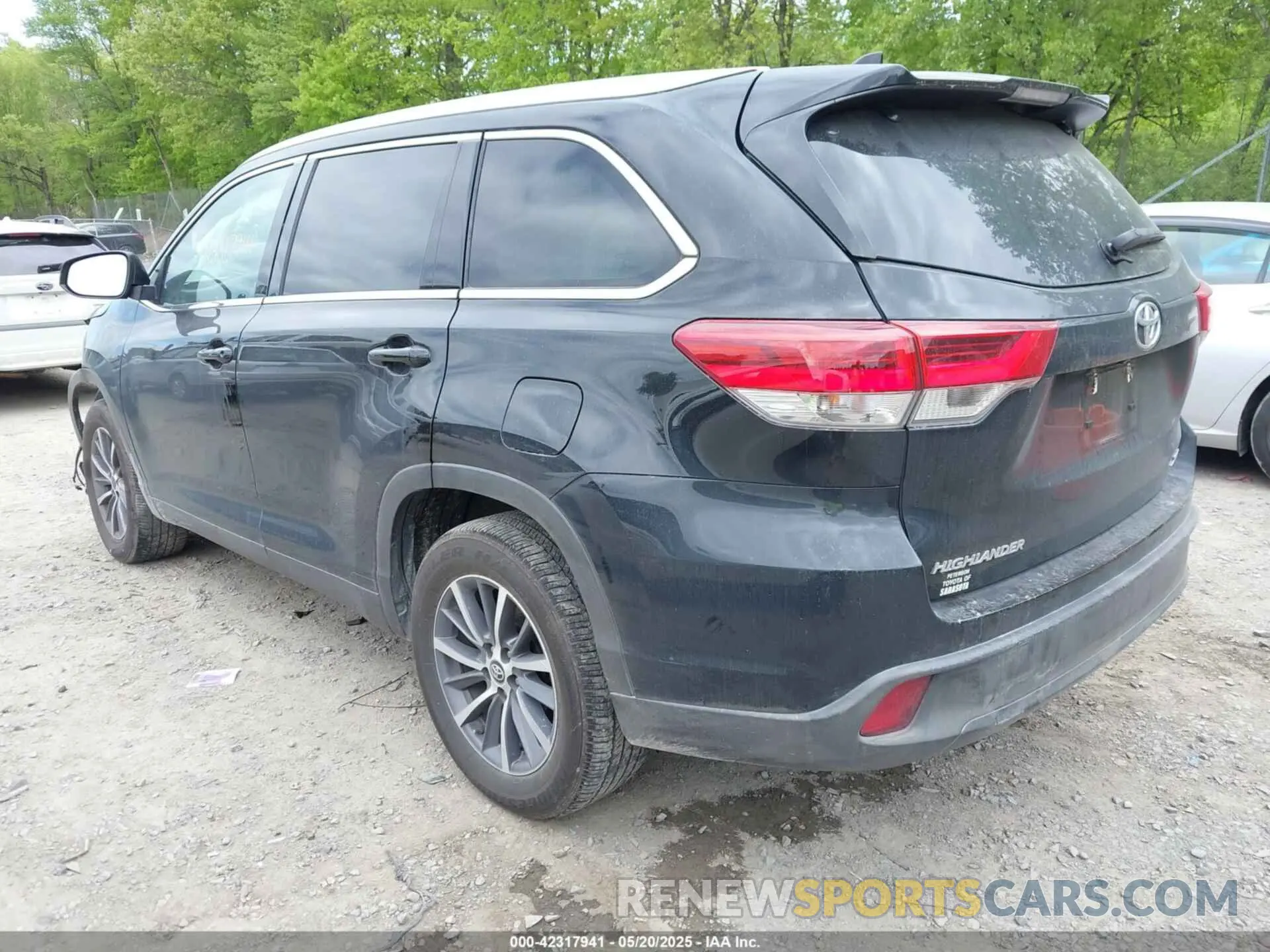 3 Фотография поврежденного автомобиля 5TDKZRFH1KS341598 TOYOTA HIGHLANDER 2019