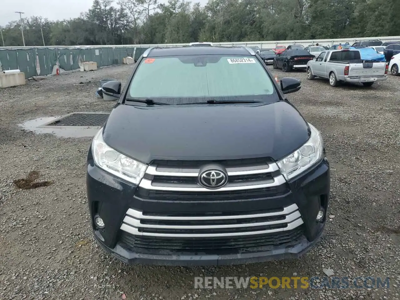5 Photograph of a damaged car 5TDKZRFH2KS554267 TOYOTA HIGHLANDER 2019