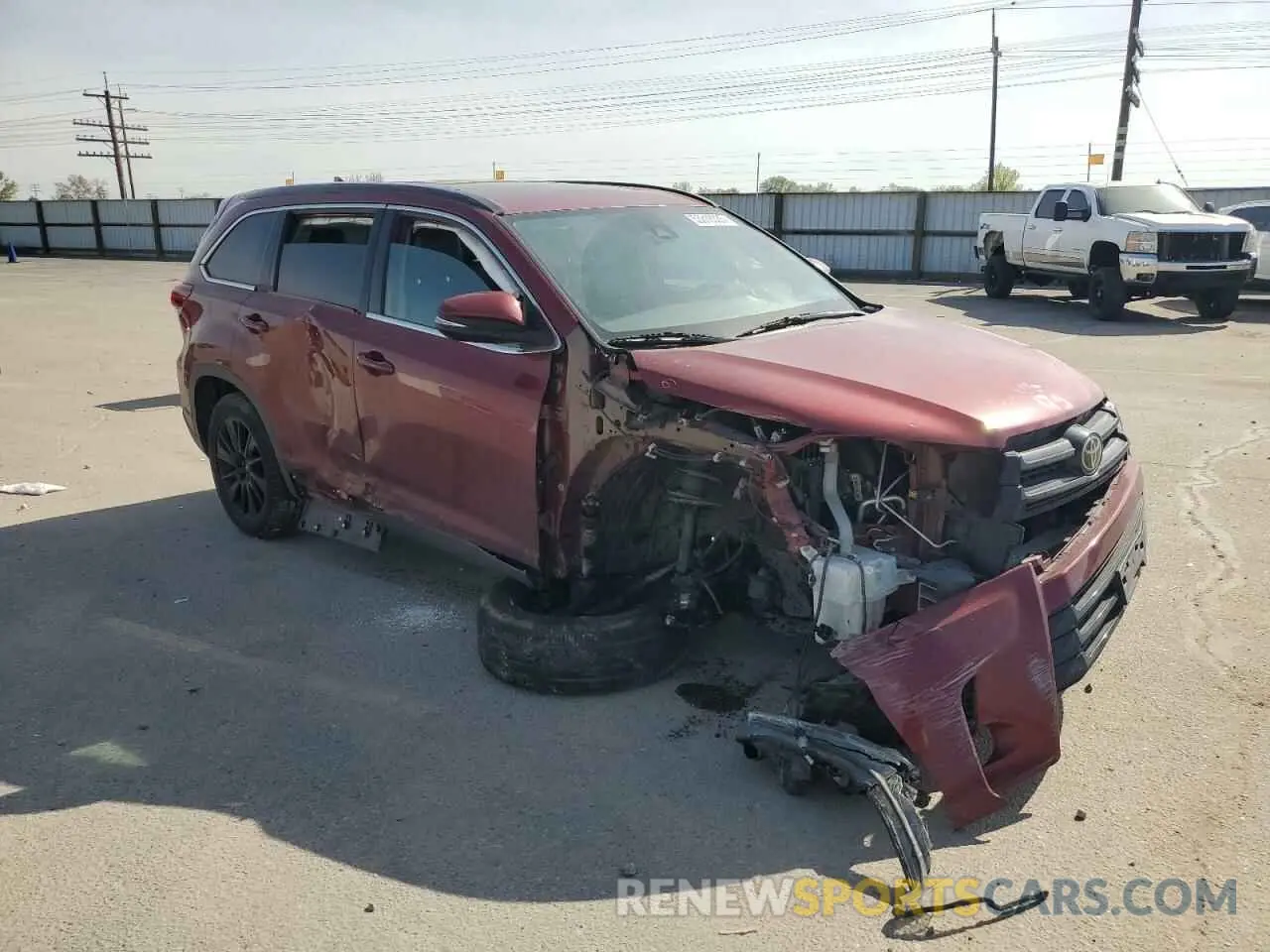 4 Photograph of a damaged car 5TDKZRFH2KS571067 TOYOTA HIGHLANDER 2019