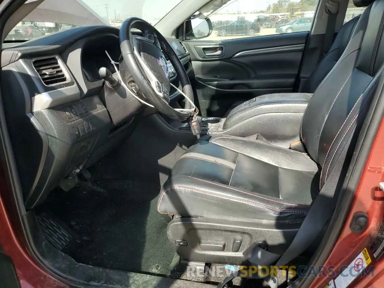 7 Photograph of a damaged car 5TDKZRFH2KS571067 TOYOTA HIGHLANDER 2019
