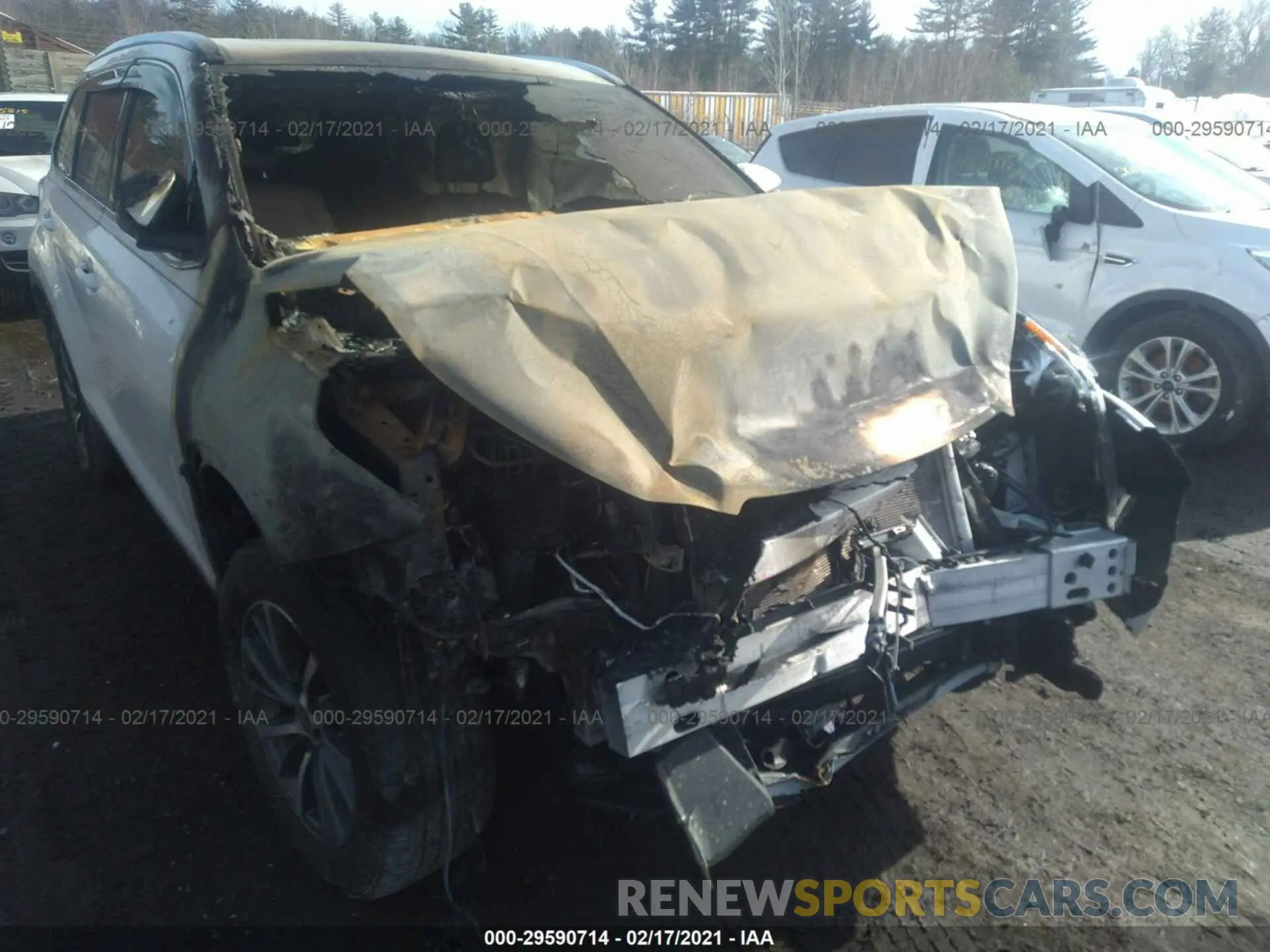 6 Photograph of a damaged car 5TDKZRFH3KS368172 TOYOTA HIGHLANDER 2019