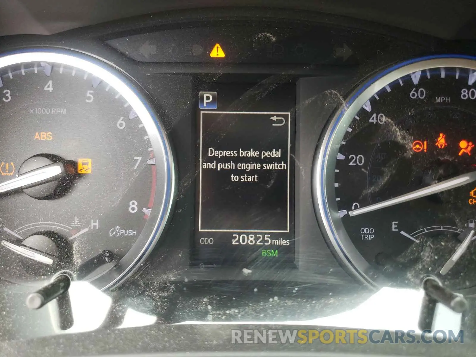 8 Photograph of a damaged car 5TDKZRFH3KS554343 TOYOTA HIGHLANDER 2019