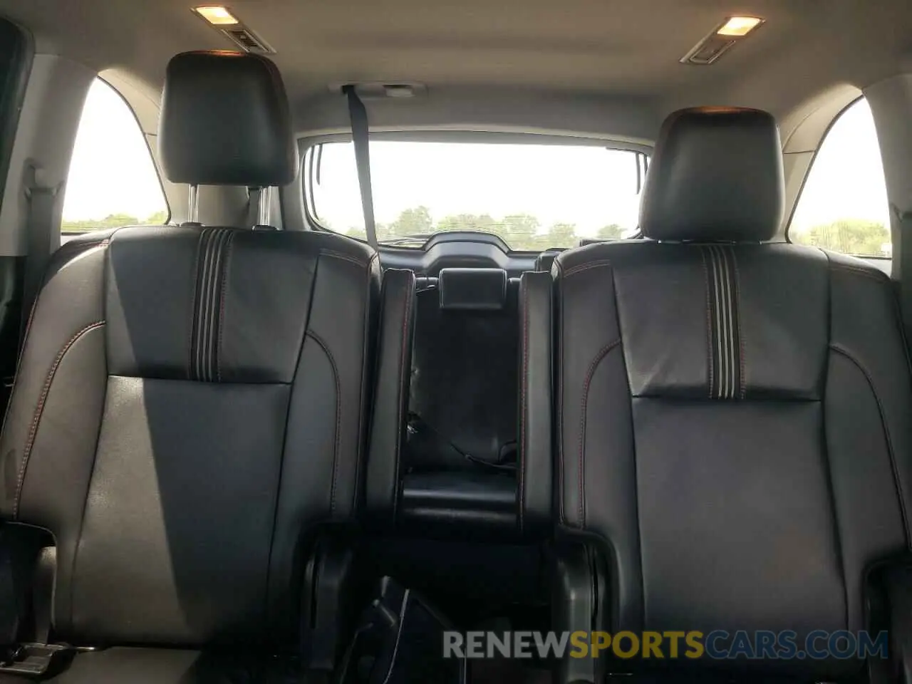 10 Фотография поврежденного автомобиля 5TDKZRFH3KS570607 TOYOTA HIGHLANDER 2019