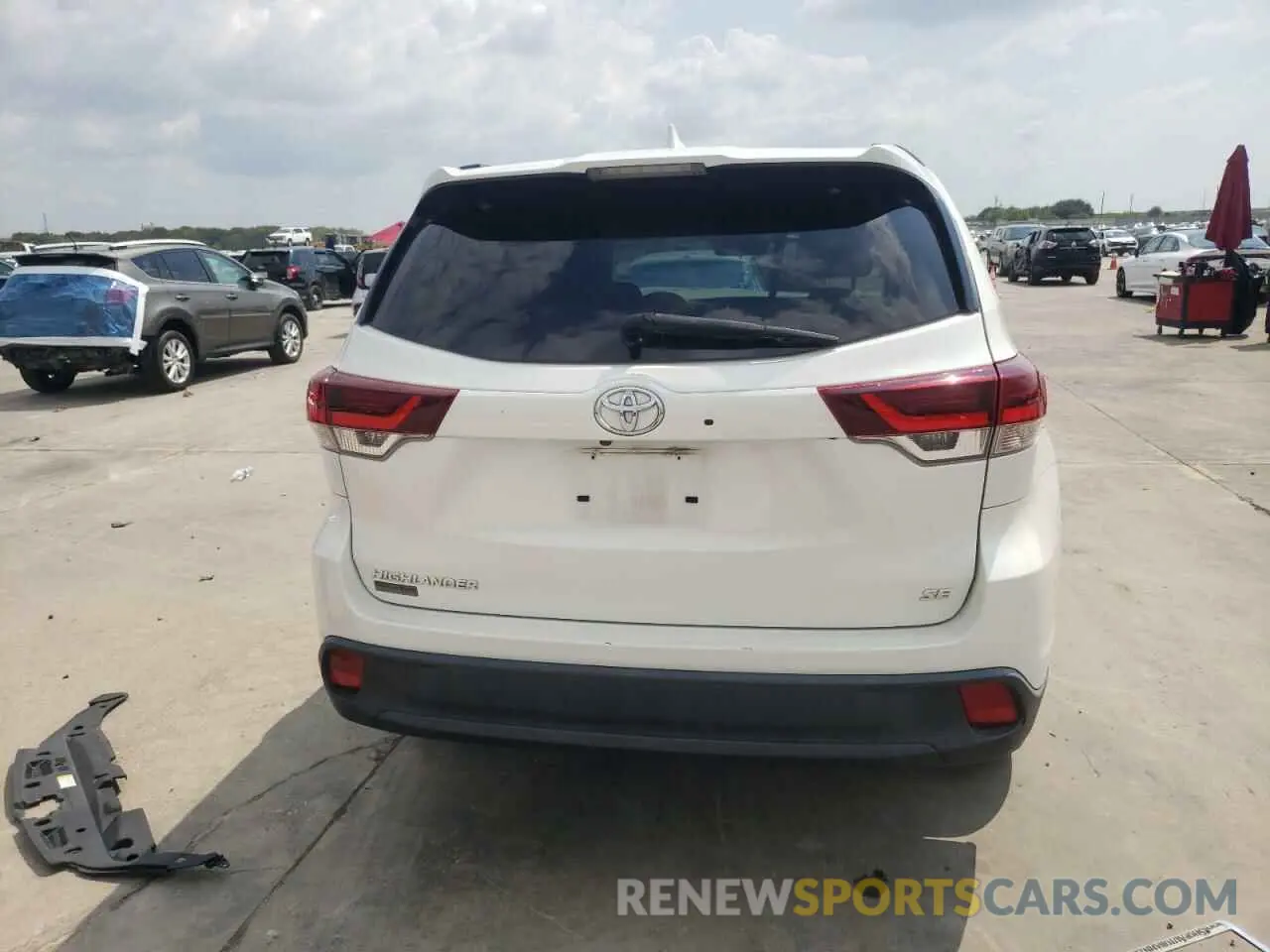 6 Фотография поврежденного автомобиля 5TDKZRFH3KS570607 TOYOTA HIGHLANDER 2019