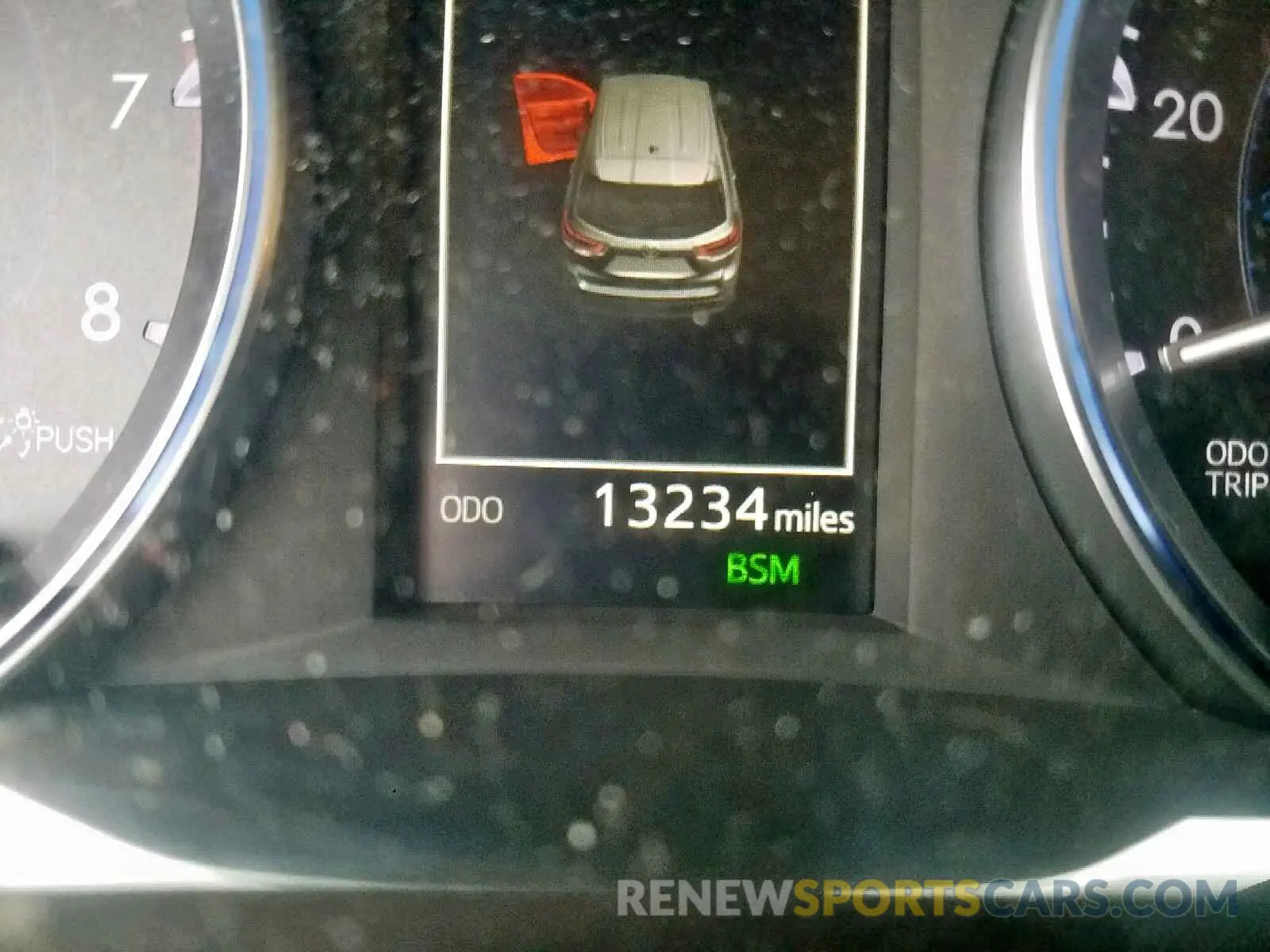 8 Фотография поврежденного автомобиля 5TDKZRFH4KS557090 TOYOTA HIGHLANDER 2019