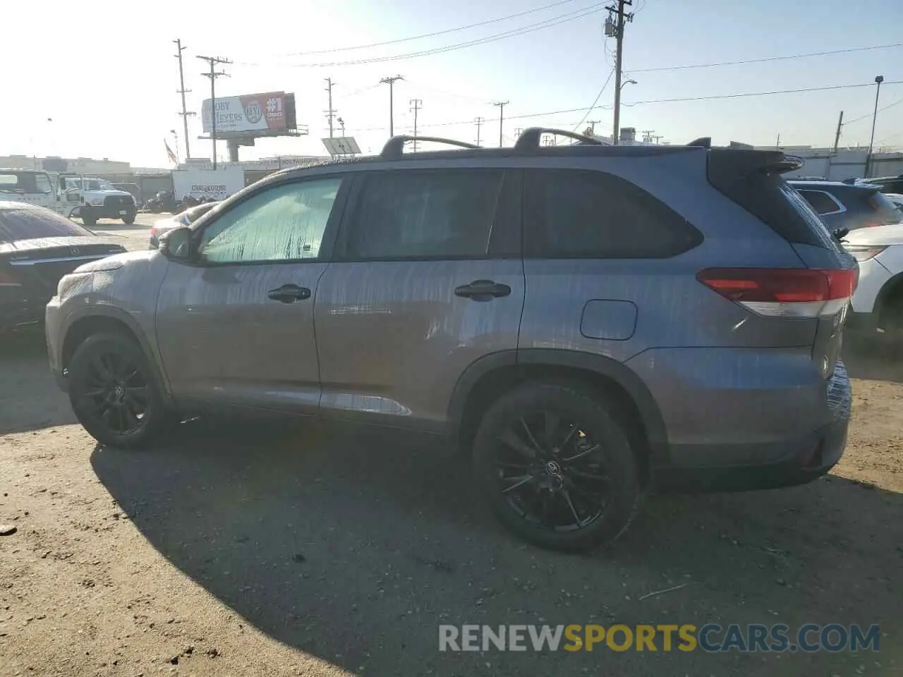 2 Фотография поврежденного автомобиля 5TDKZRFH5KS325310 TOYOTA HIGHLANDER 2019