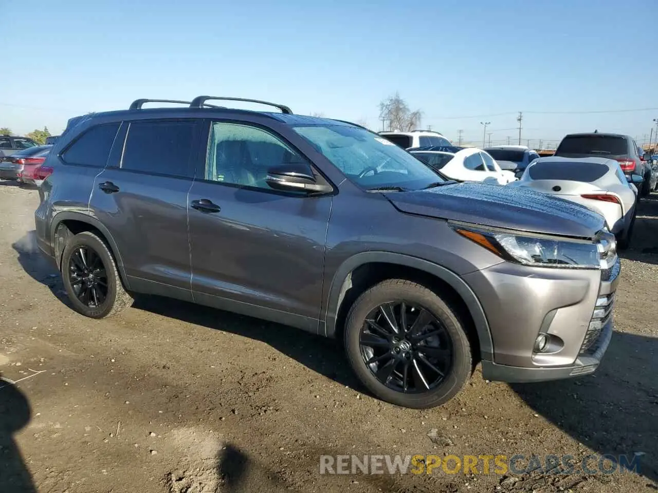 4 Фотография поврежденного автомобиля 5TDKZRFH5KS325310 TOYOTA HIGHLANDER 2019