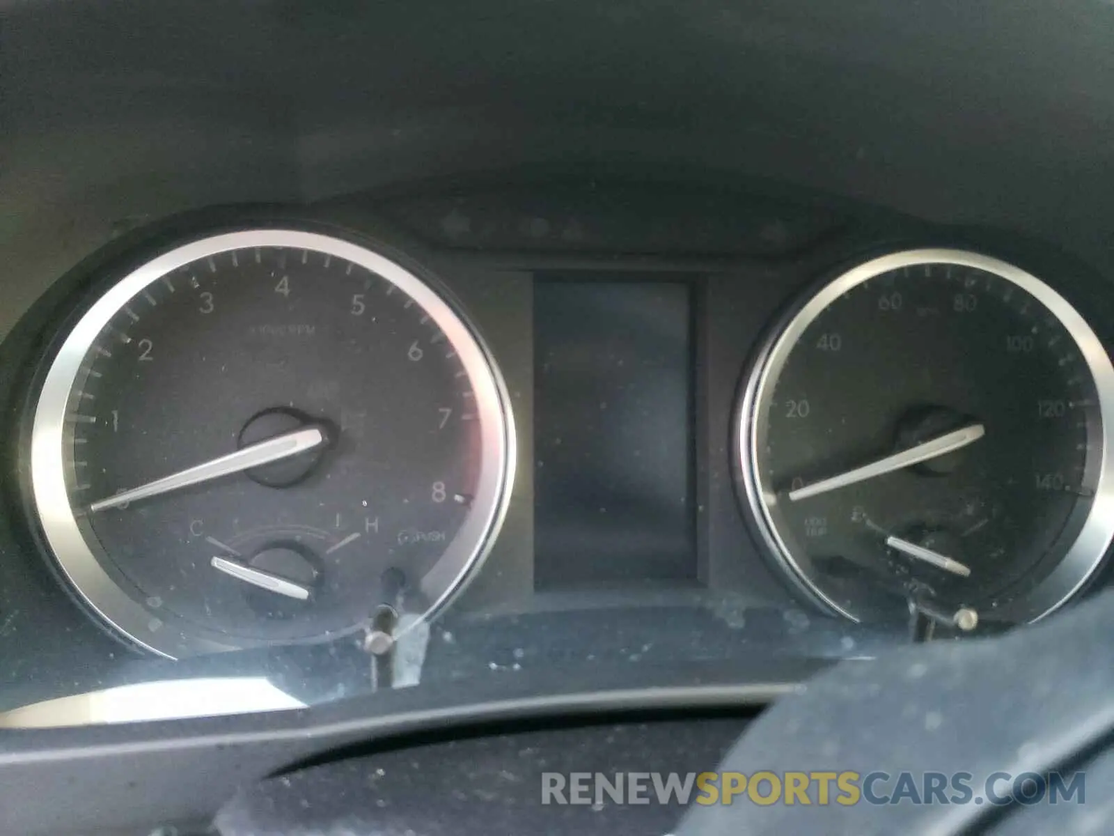 8 Photograph of a damaged car 5TDKZRFH5KS552058 TOYOTA HIGHLANDER 2019