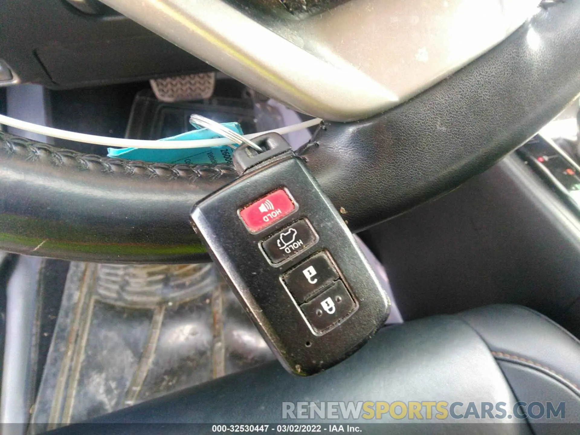11 Photograph of a damaged car 5TDKZRFH5KS560726 TOYOTA HIGHLANDER 2019