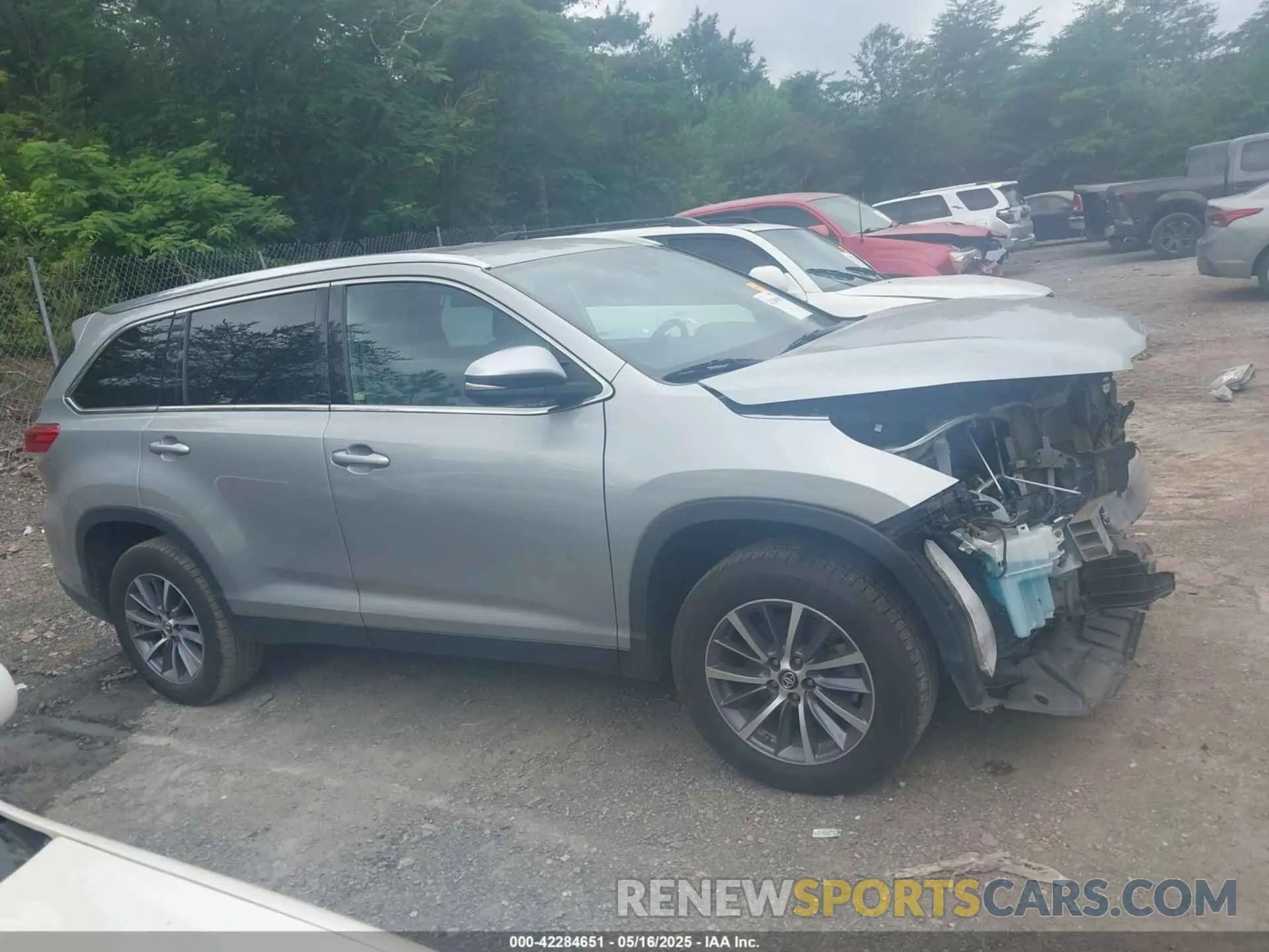 13 Фотография поврежденного автомобиля 5TDKZRFH5KS563030 TOYOTA HIGHLANDER 2019