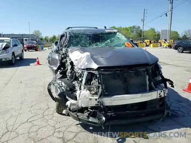 11 Photograph of a damaged car 5TDKZRFH5KS563285 TOYOTA HIGHLANDER 2019