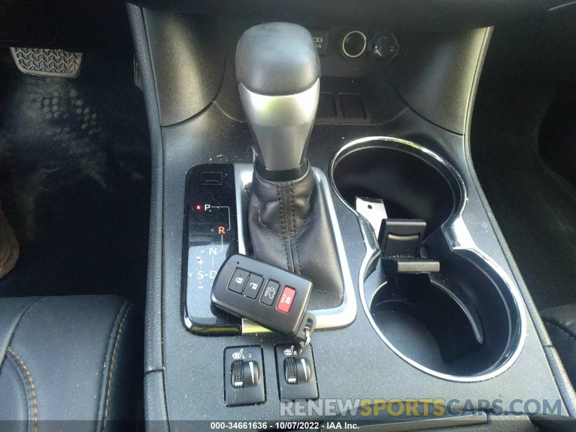 11 Фотография поврежденного автомобиля 5TDKZRFH5KS564601 TOYOTA HIGHLANDER 2019