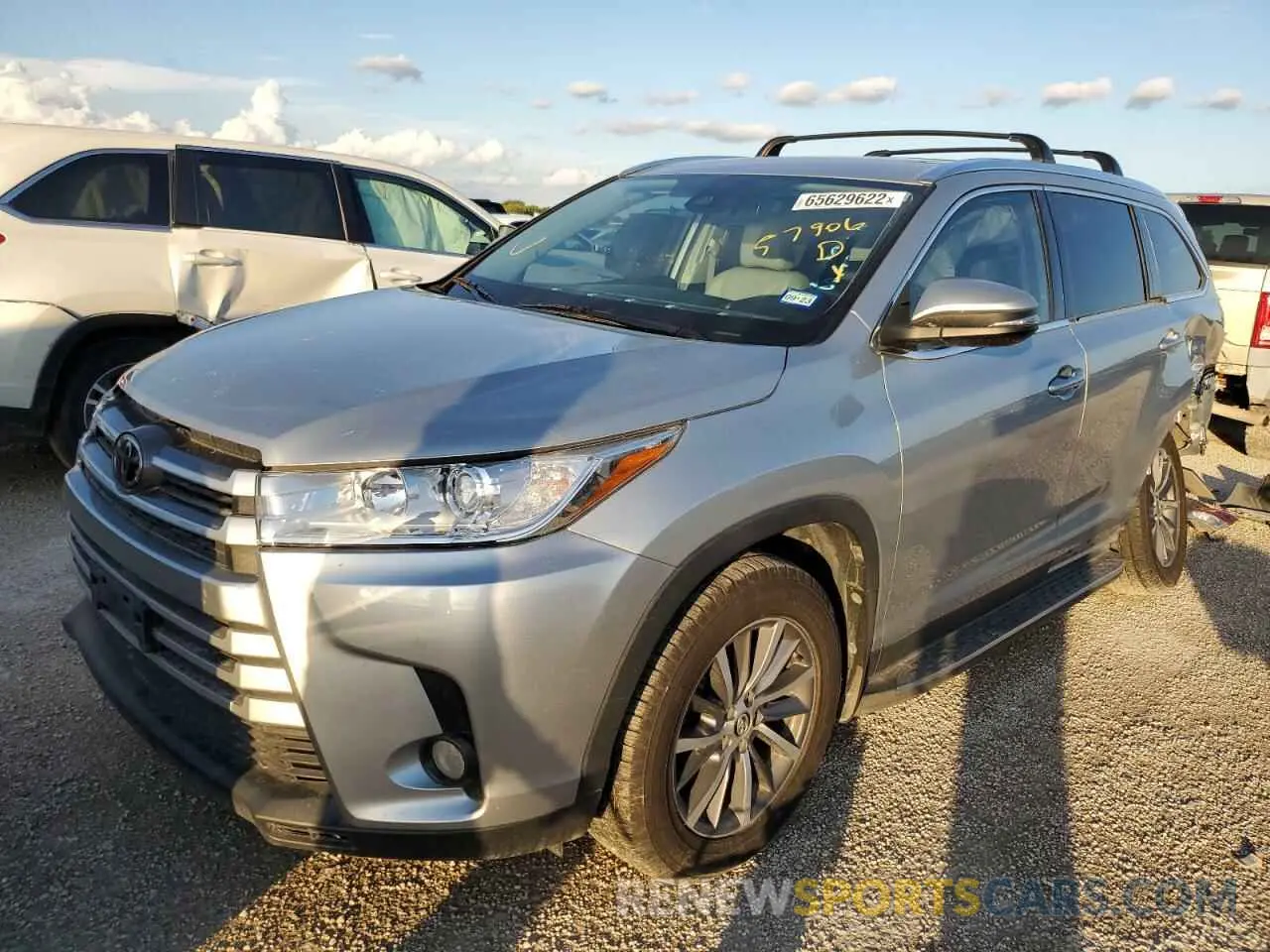 2 Фотография поврежденного автомобиля 5TDKZRFH6KS552893 TOYOTA HIGHLANDER 2019