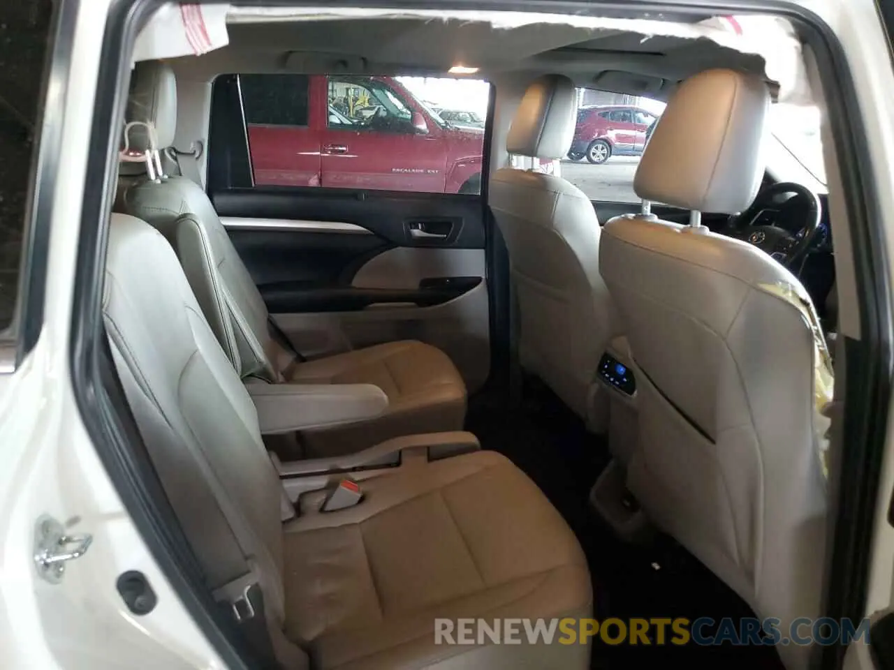 11 Фотография поврежденного автомобиля 5TDKZRFH7KS327110 TOYOTA HIGHLANDER 2019
