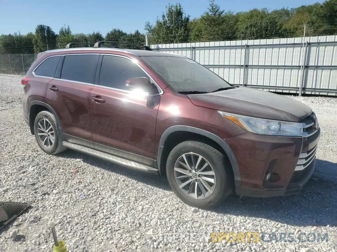 4 Фотография поврежденного автомобиля 5TDKZRFH7KS338348 TOYOTA HIGHLANDER 2019