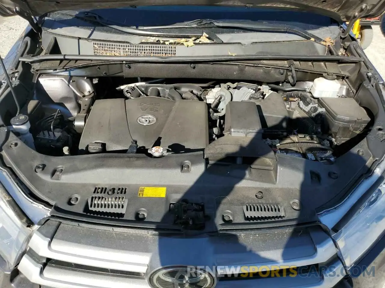 12 Фотография поврежденного автомобиля 5TDKZRFH7KS558704 TOYOTA HIGHLANDER 2019