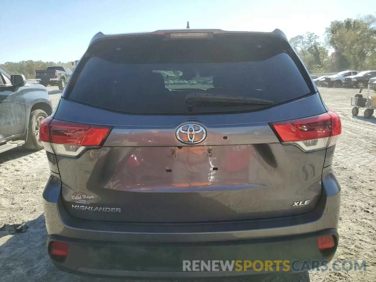6 Фотография поврежденного автомобиля 5TDKZRFH7KS558704 TOYOTA HIGHLANDER 2019