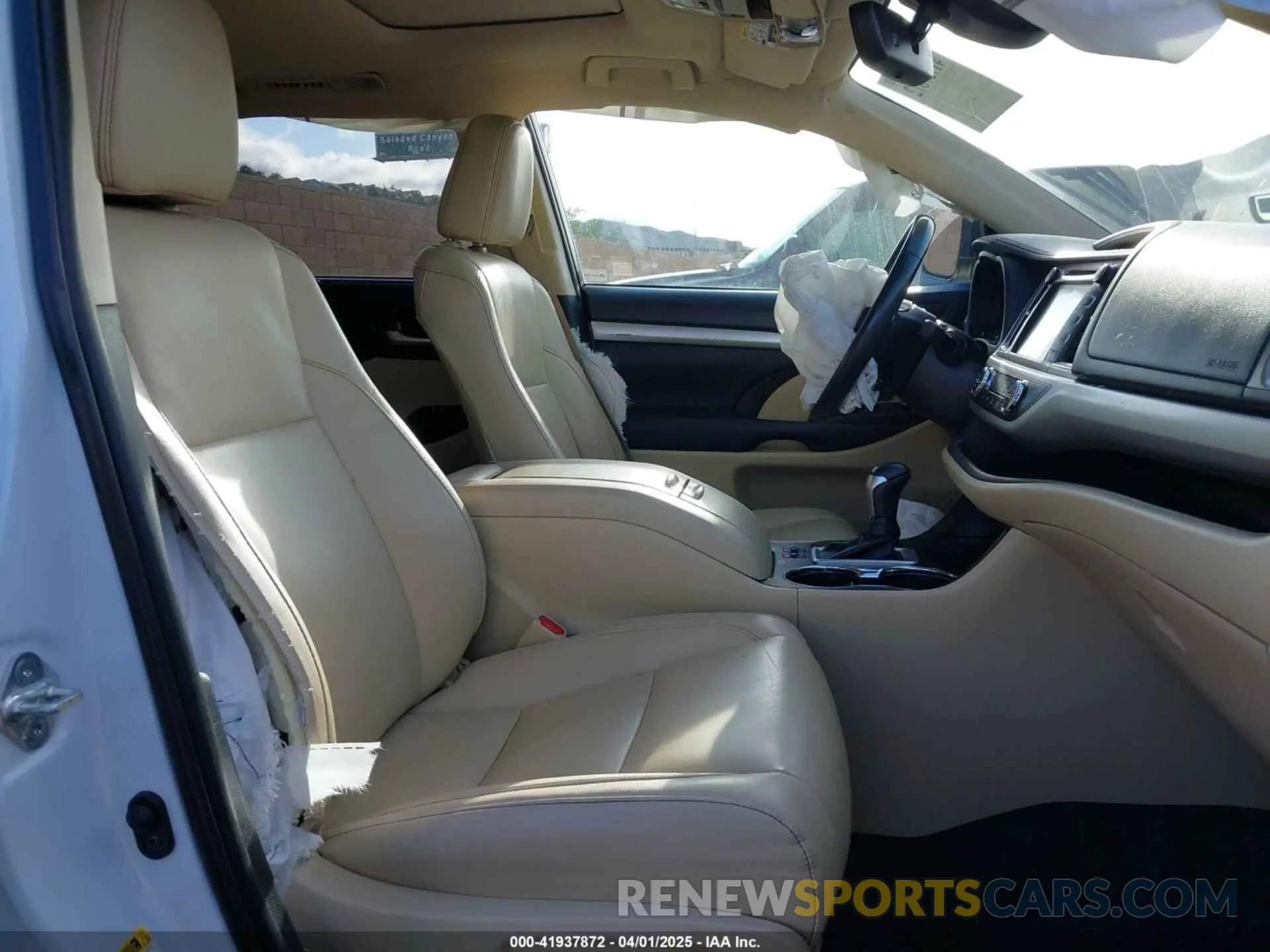 5 Фотография поврежденного автомобиля 5TDKZRFH7KS559805 TOYOTA HIGHLANDER 2019