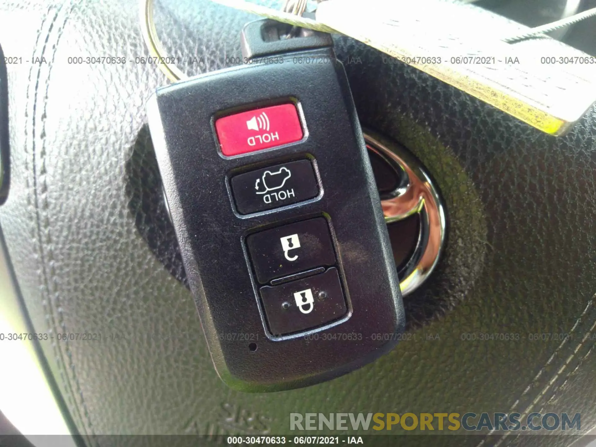 11 Photograph of a damaged car 5TDKZRFH9KS313483 TOYOTA HIGHLANDER 2019
