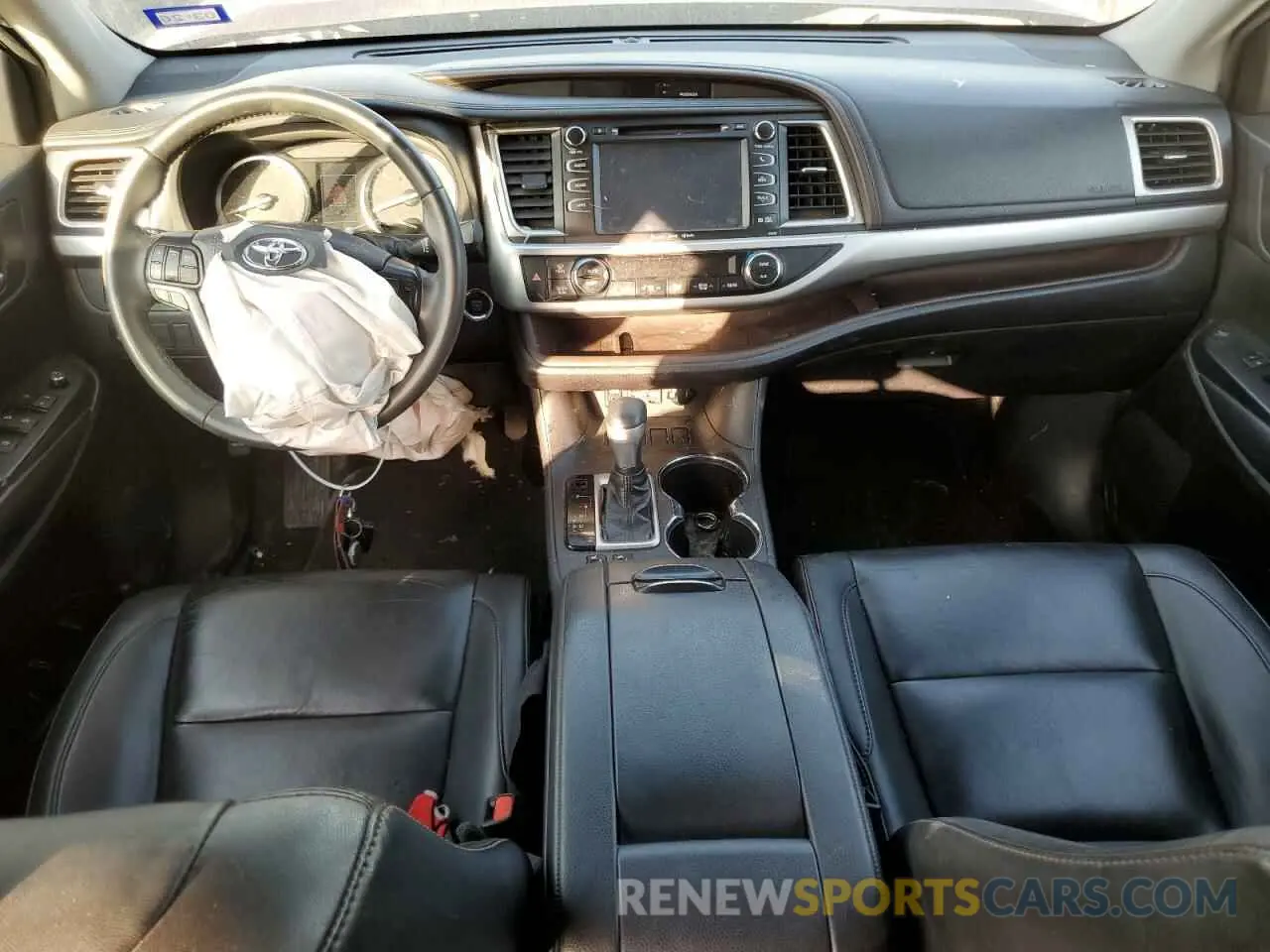 8 Фотография поврежденного автомобиля 5TDKZRFH9KS360190 TOYOTA HIGHLANDER 2019