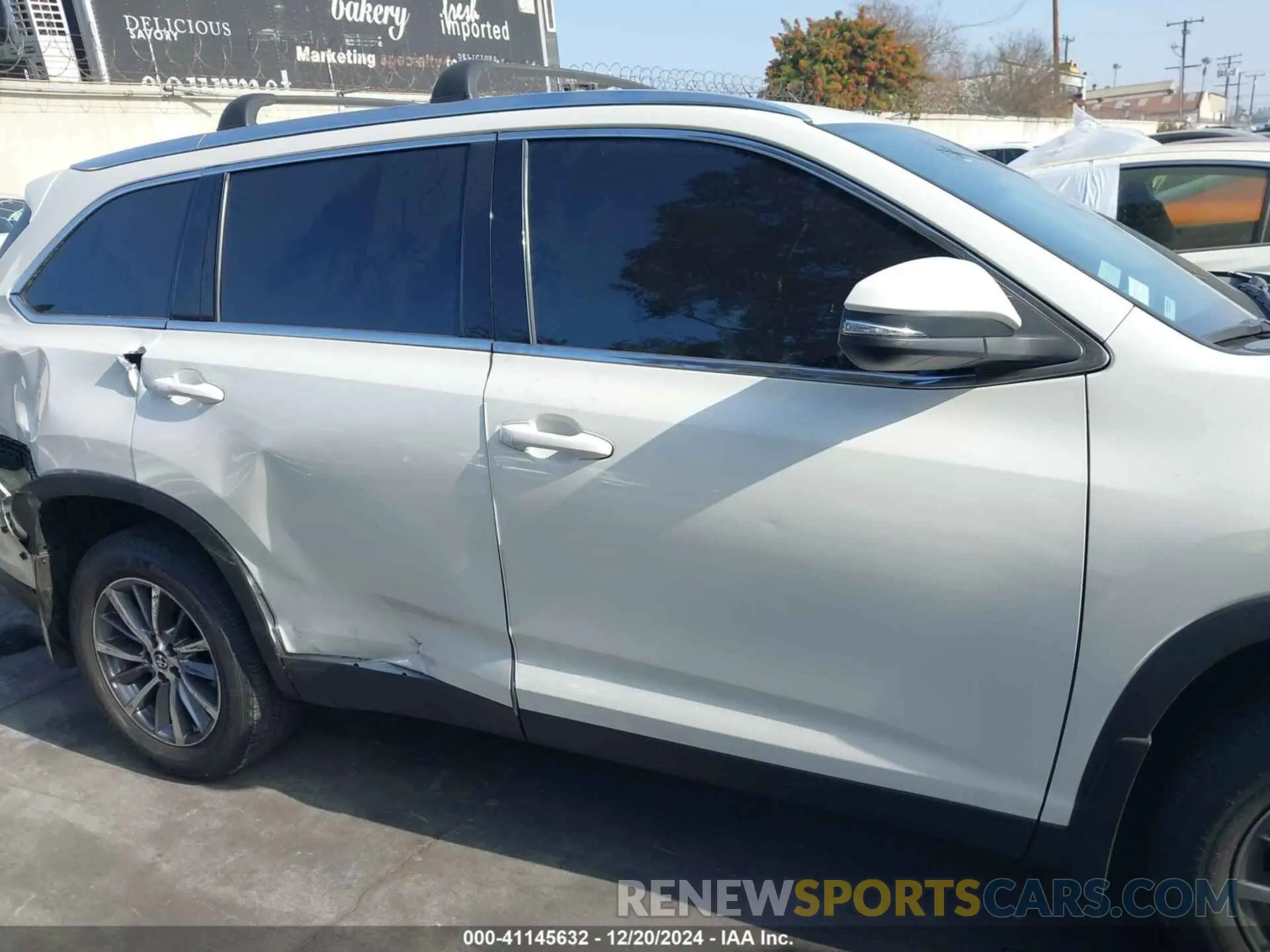 14 Фотография поврежденного автомобиля 5TDKZRFH9KS572927 TOYOTA HIGHLANDER 2019