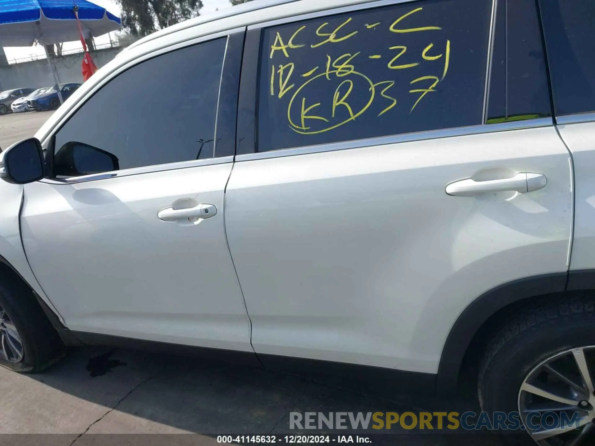 15 Фотография поврежденного автомобиля 5TDKZRFH9KS572927 TOYOTA HIGHLANDER 2019