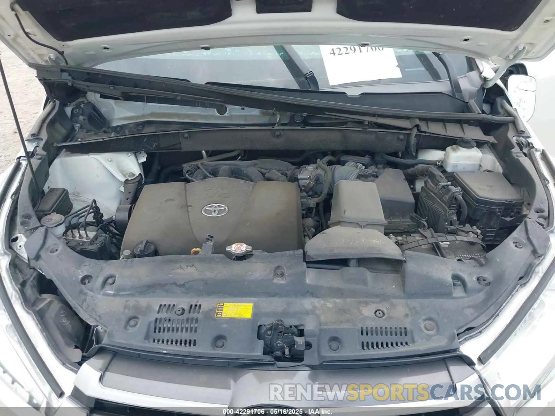 10 Фотография поврежденного автомобиля 5TDKZRFHXKS320278 TOYOTA HIGHLANDER 2019