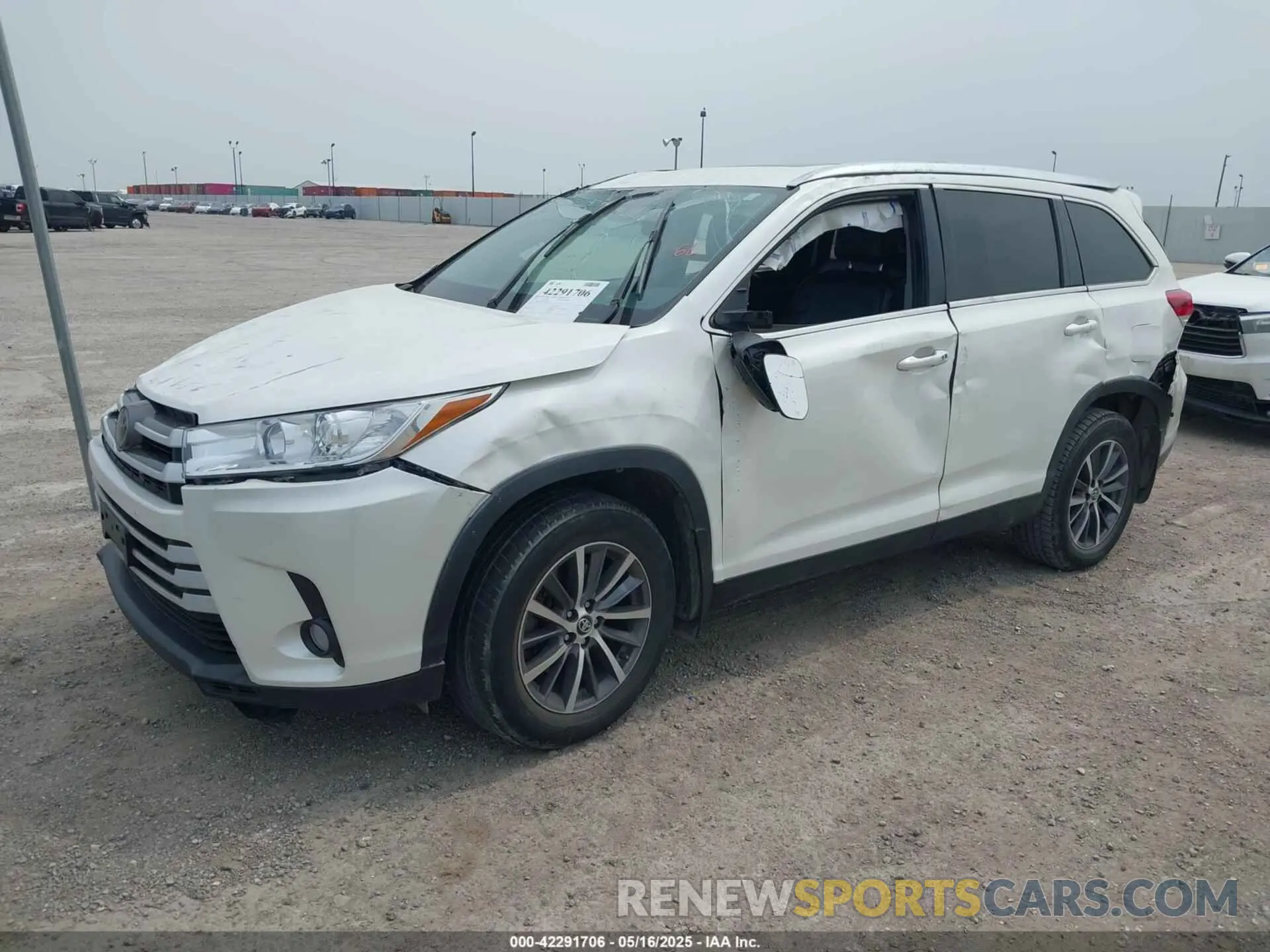2 Фотография поврежденного автомобиля 5TDKZRFHXKS320278 TOYOTA HIGHLANDER 2019