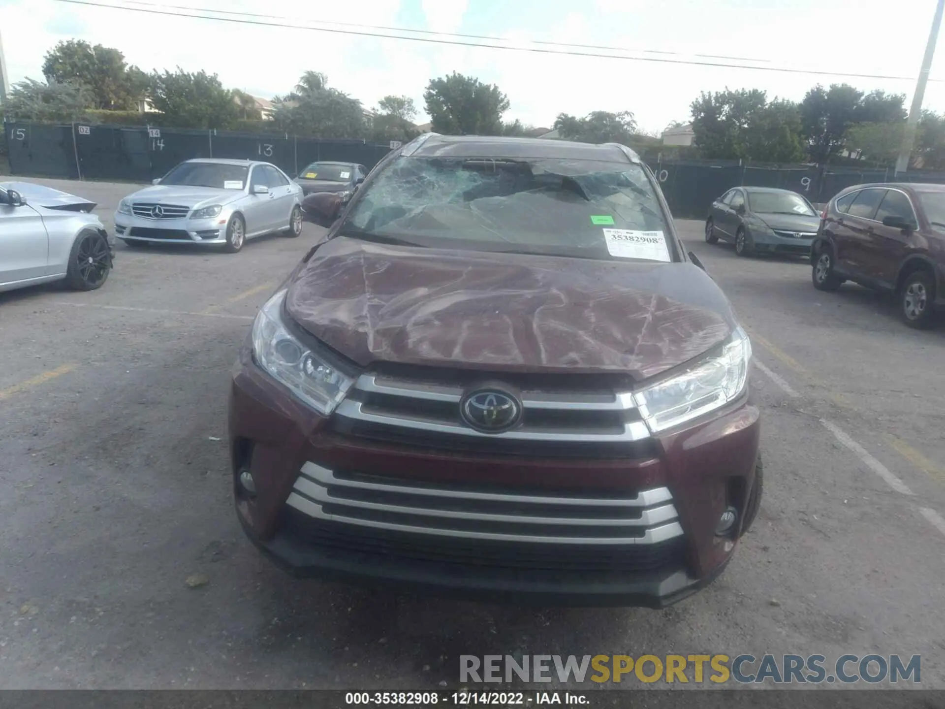 6 Фотография поврежденного автомобиля 5TDKZRFHXKS336190 TOYOTA HIGHLANDER 2019