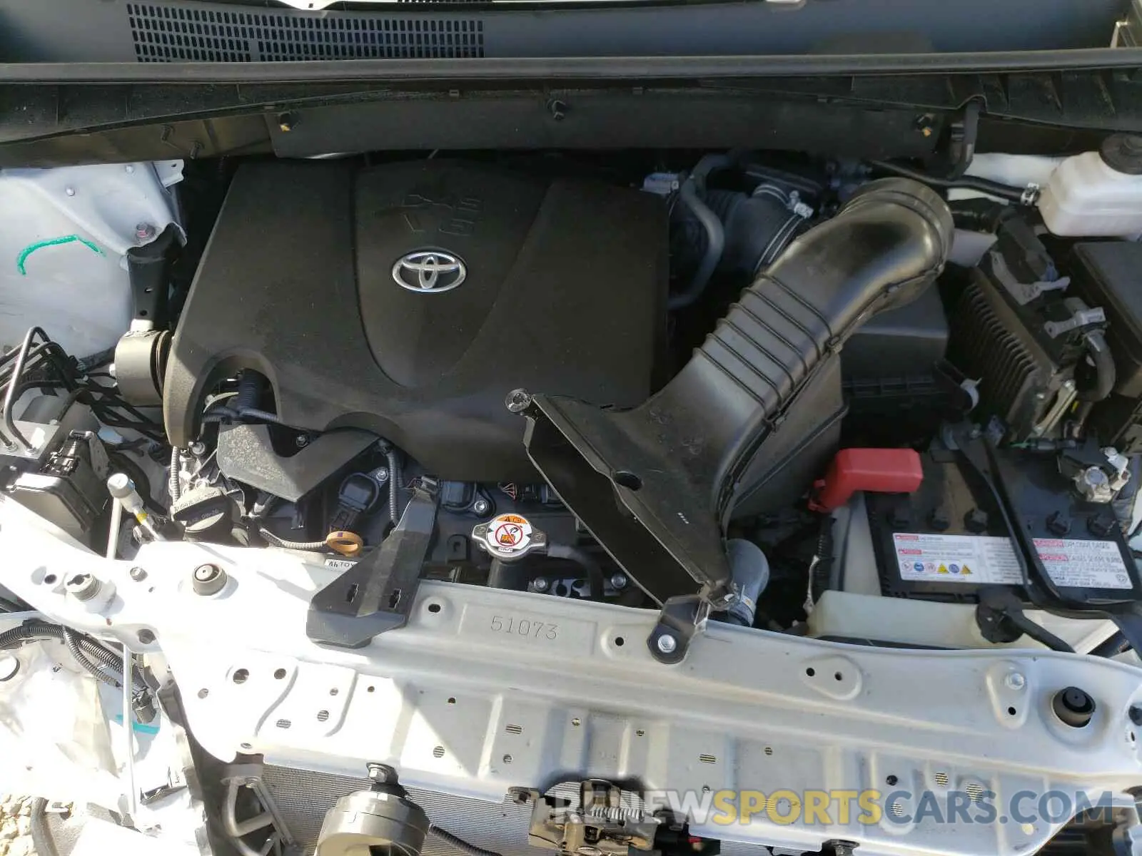 7 Photograph of a damaged car 5TDYZRFH0KS332966 TOYOTA HIGHLANDER 2019