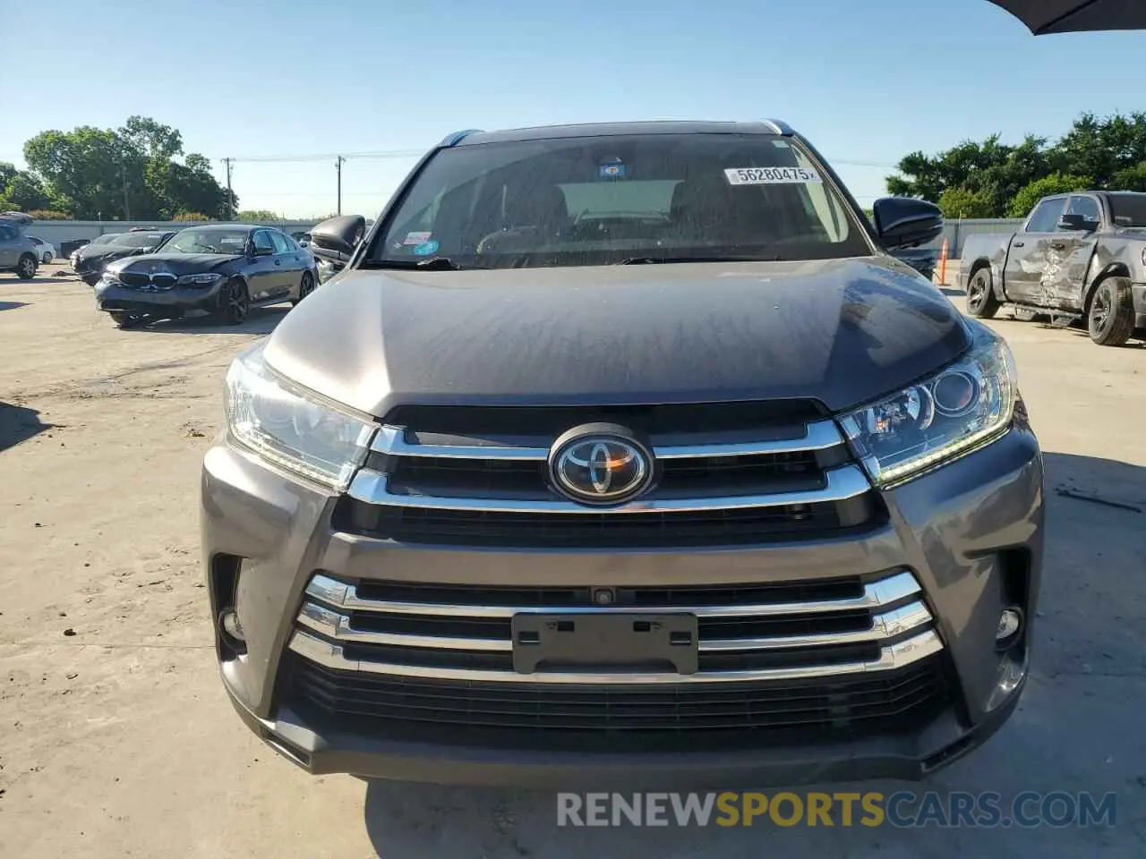 5 Photograph of a damaged car 5TDYZRFH2KS297704 TOYOTA HIGHLANDER 2019