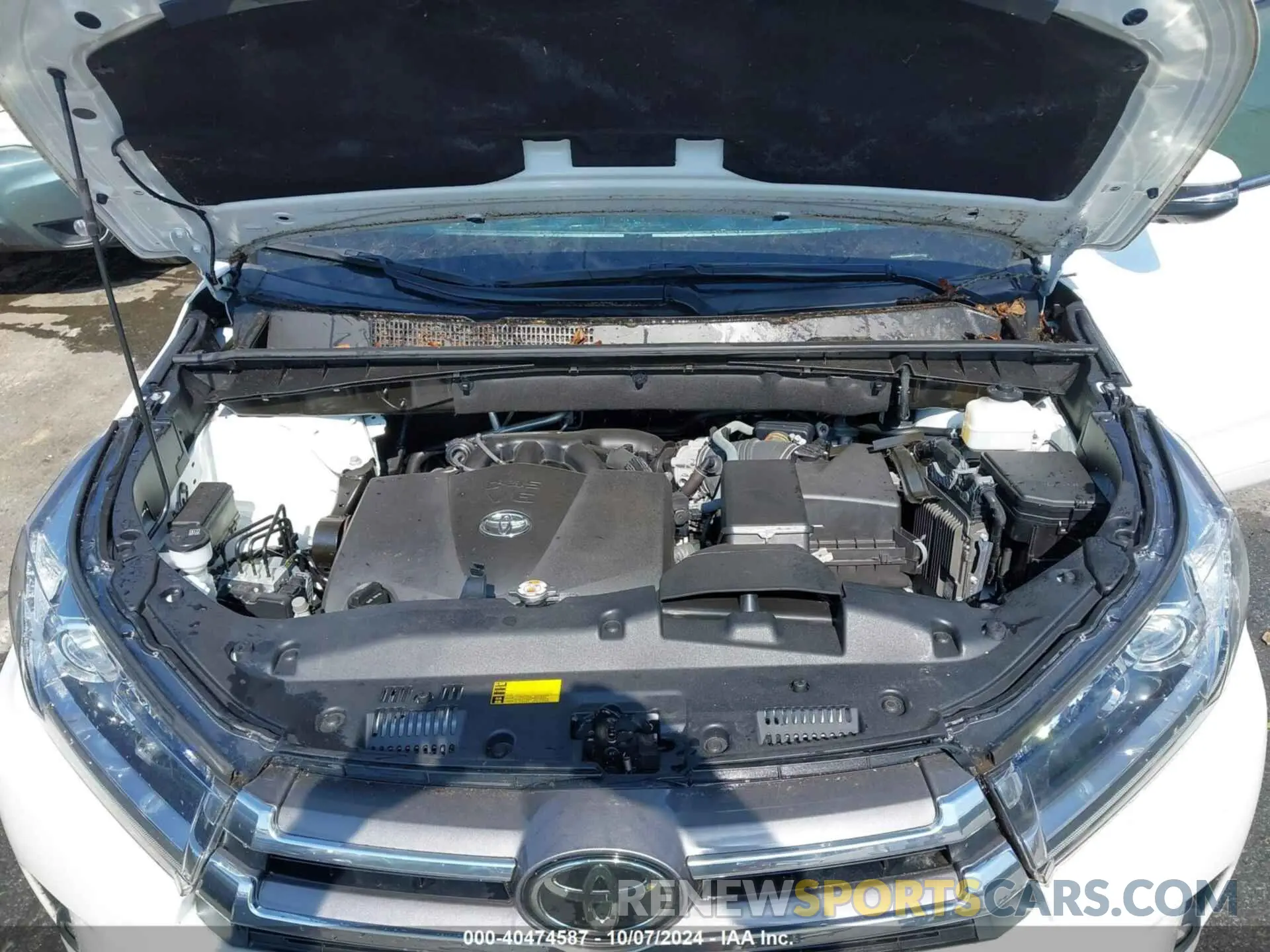 10 Photograph of a damaged car 5TDYZRFH3KS312016 TOYOTA HIGHLANDER 2019