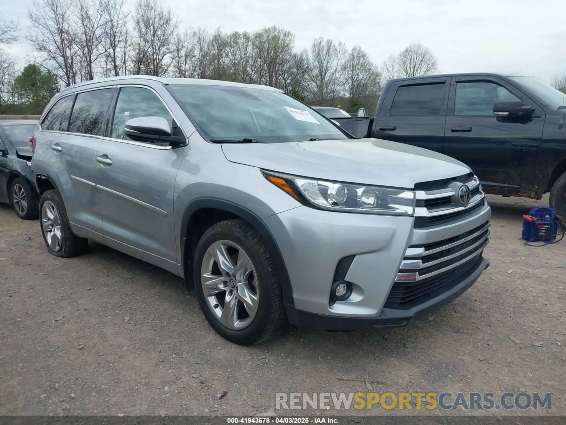 1 Фотография поврежденного автомобиля 5TDYZRFH4KS294657 TOYOTA HIGHLANDER 2019