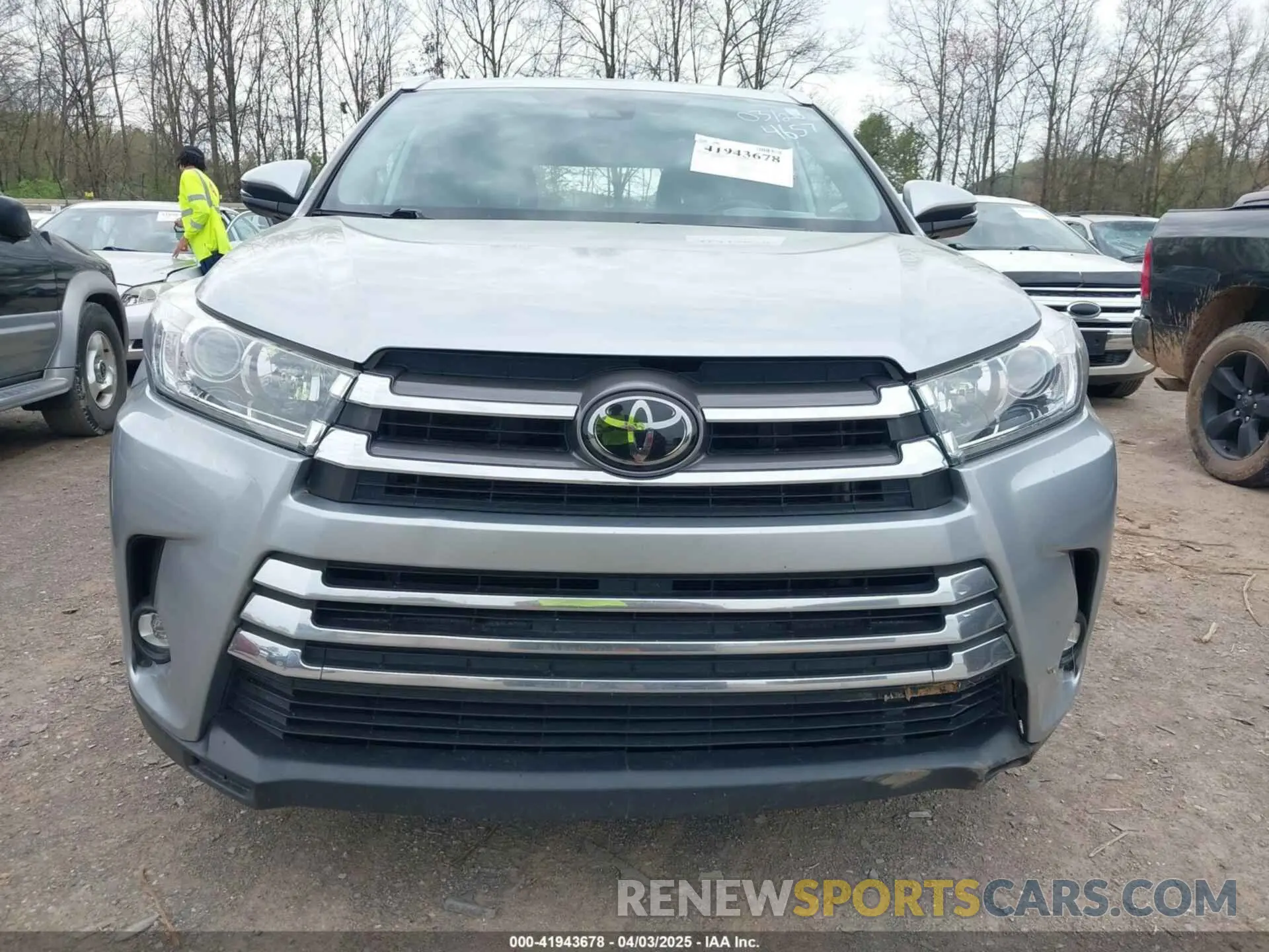 12 Фотография поврежденного автомобиля 5TDYZRFH4KS294657 TOYOTA HIGHLANDER 2019
